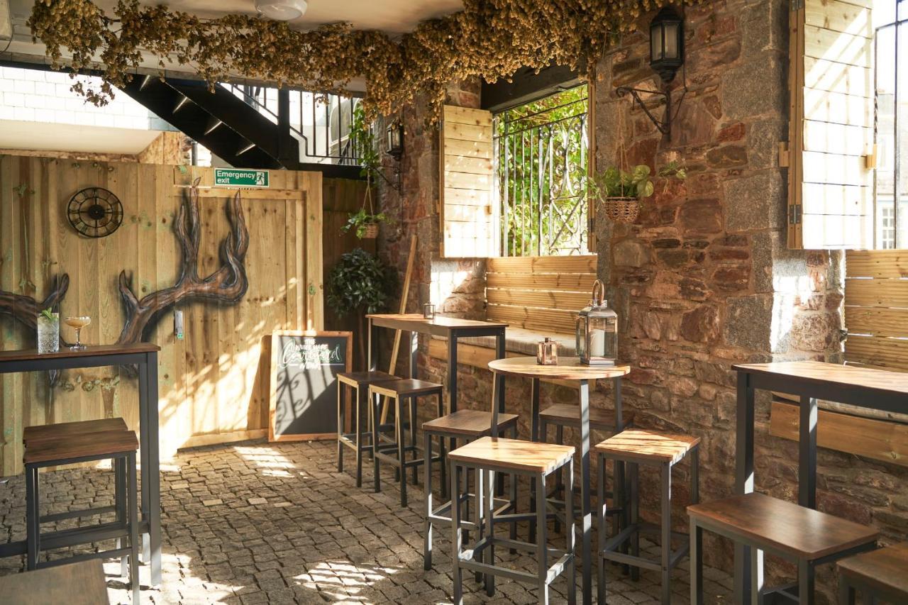 The White Hart Hotel Modbury Buitenkant foto