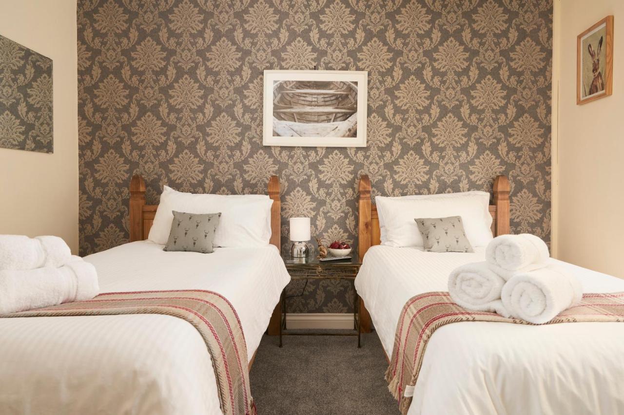The White Hart Hotel Modbury Buitenkant foto