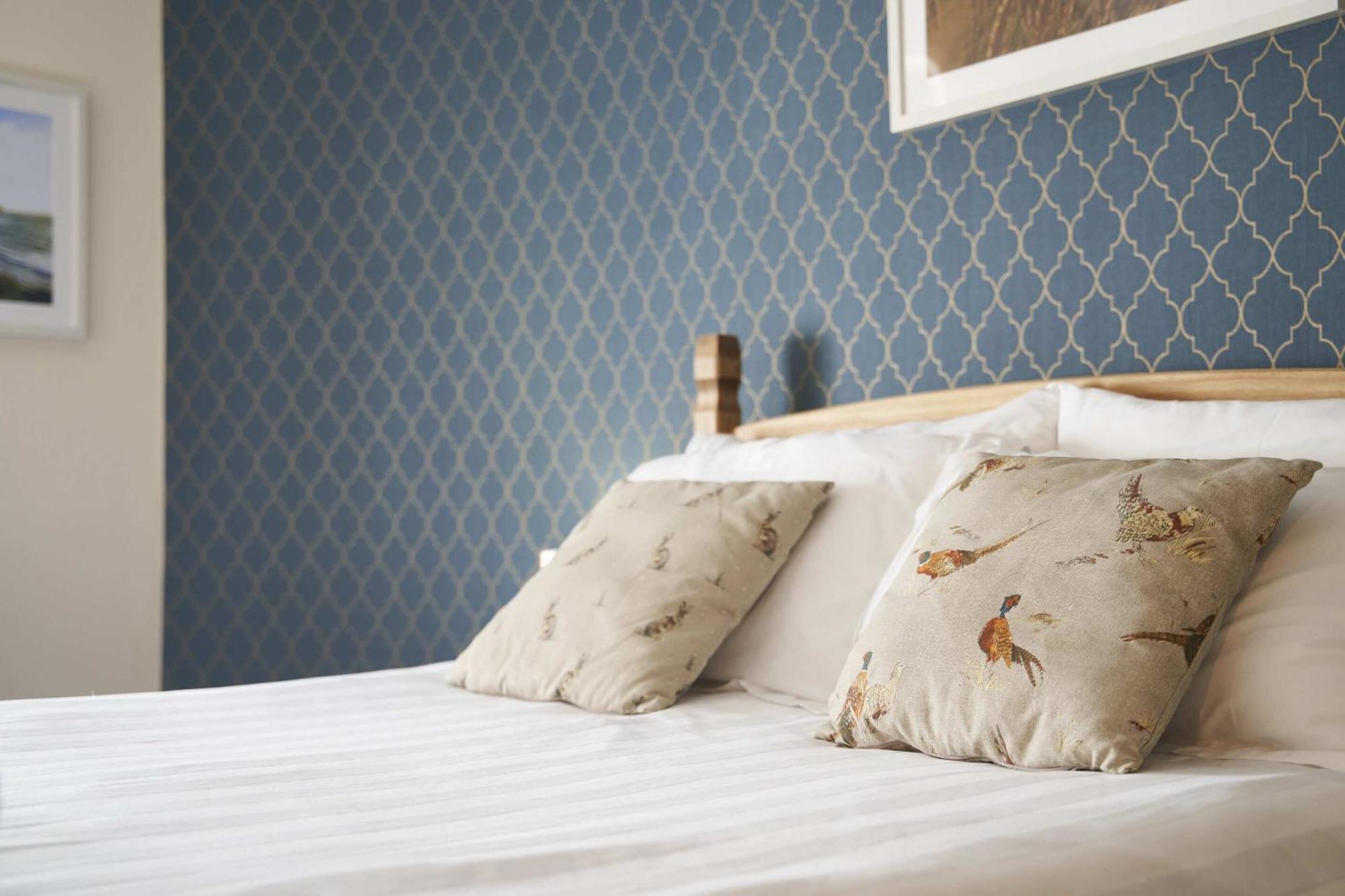 The White Hart Hotel Modbury Buitenkant foto