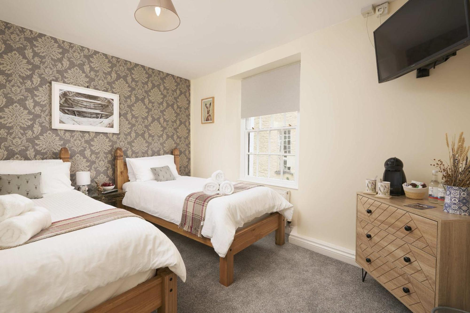 The White Hart Hotel Modbury Buitenkant foto