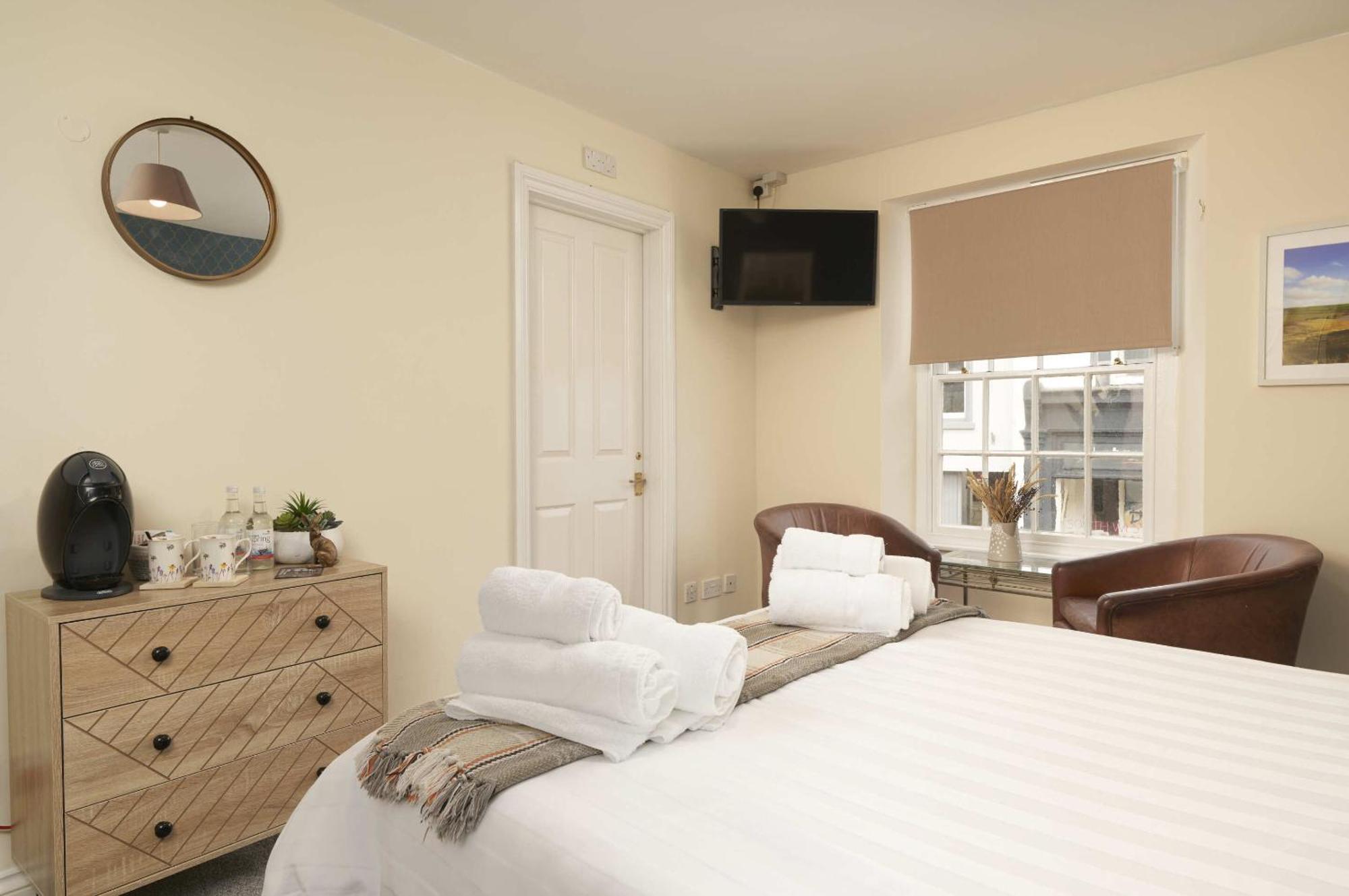 The White Hart Hotel Modbury Buitenkant foto