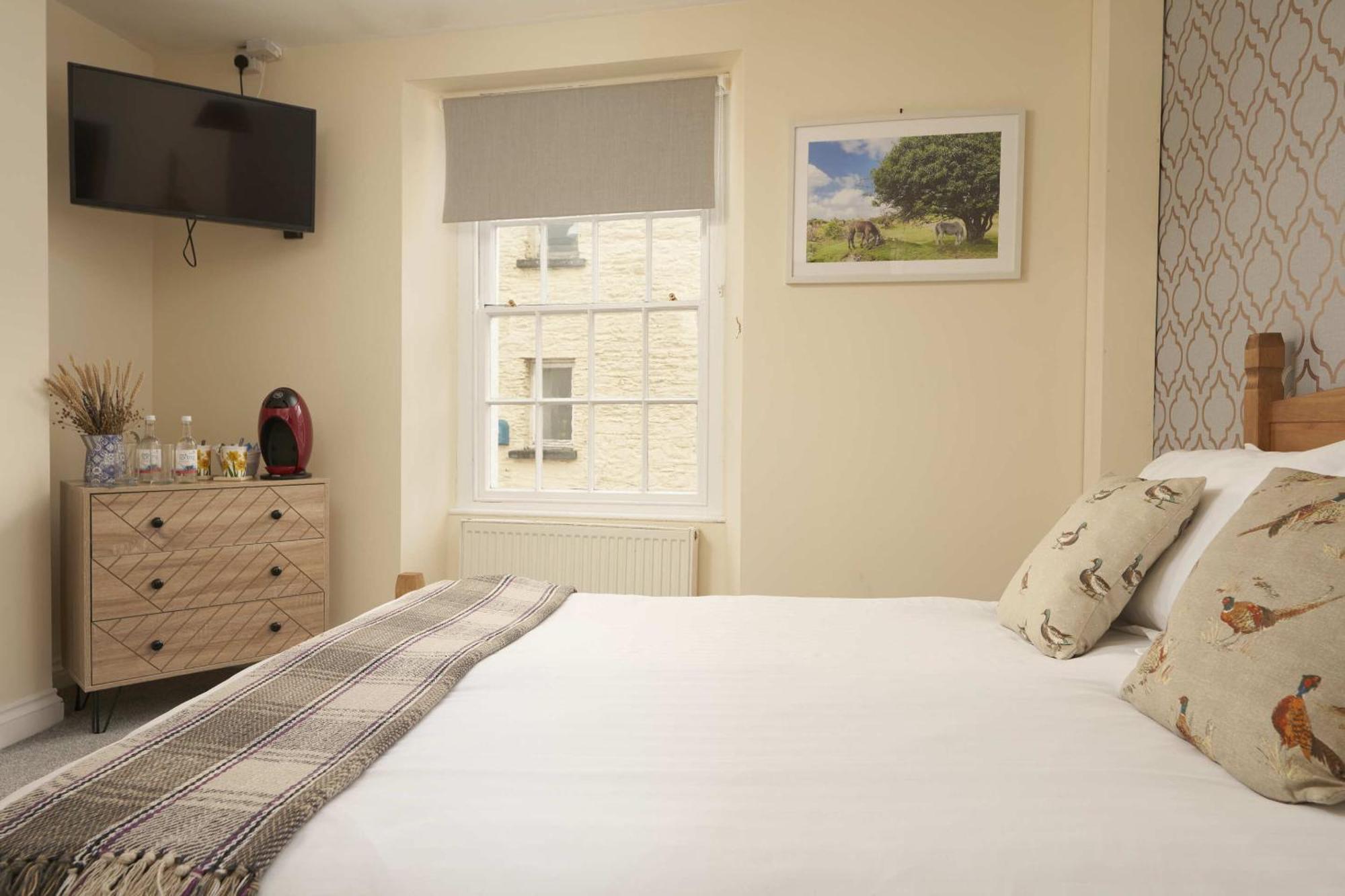 The White Hart Hotel Modbury Buitenkant foto